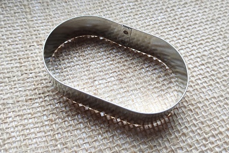 Oválek velký / Laskonka 64 x 36 mm